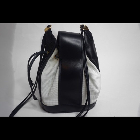 ‼️Final Price Drop‼️ Vintage YSL Bucket Bag - Picture 5 of 8